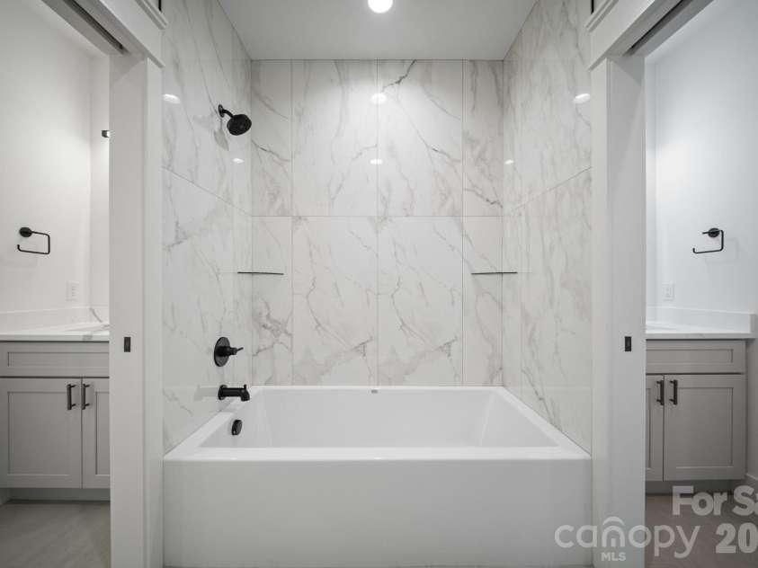 58 Pinedale Road, Asheville, NC 28805.  MLS# CAR4414044, YatesRealty ID 44394. 