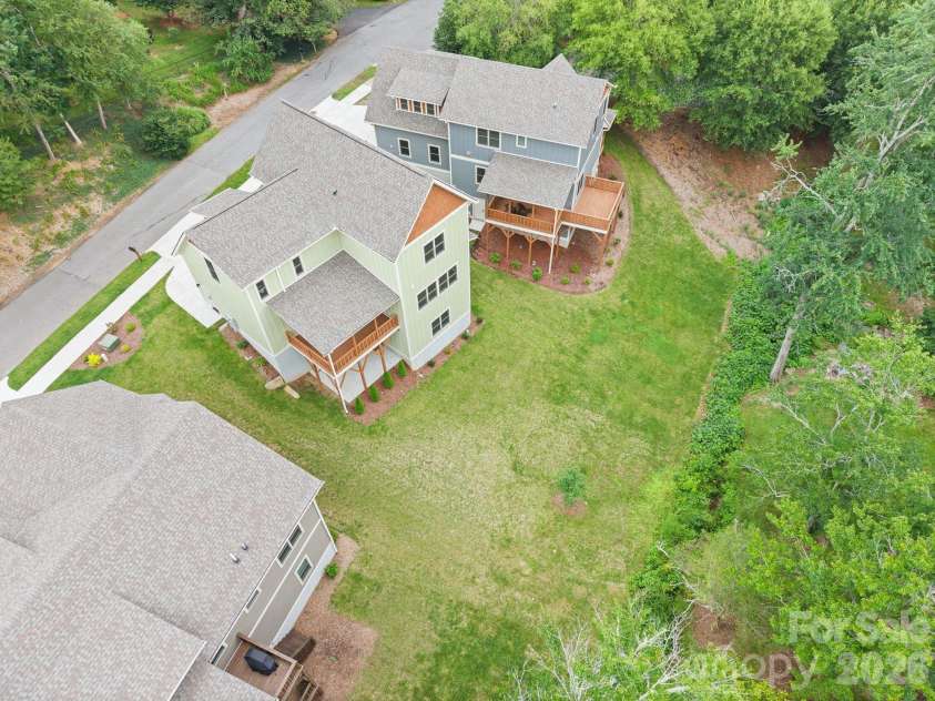 58 Pinedale Road, Asheville, NC 28805.  MLS# CAR4414044, YatesRealty ID 44394. 