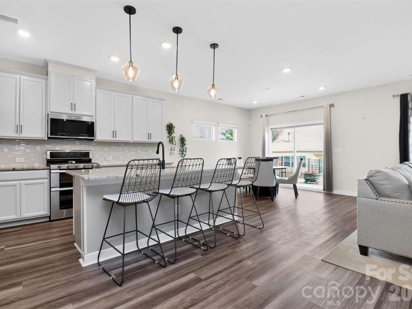 11922 Silverheel Lane, Huntersville, NC 28078.  MLS# CAR4413563, YatesRealty ID 44395. 