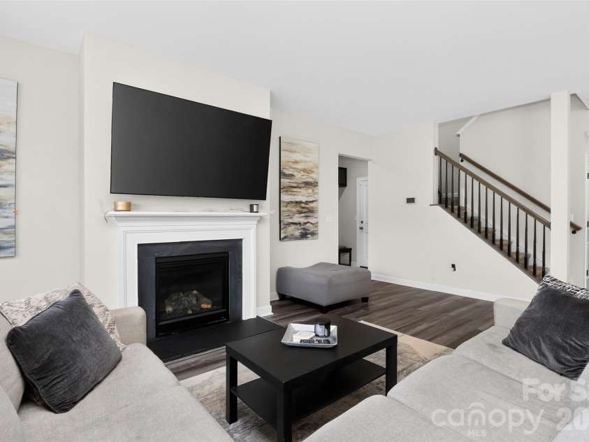 11922 Silverheel Lane, Huntersville, NC 28078.  MLS# CAR4413563, YatesRealty ID 44395. 