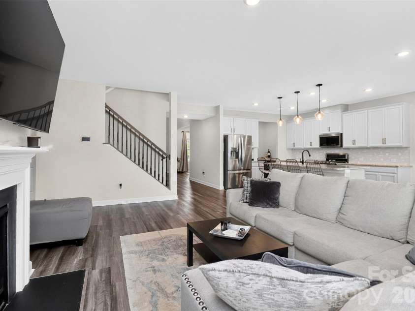 11922 Silverheel Lane, Huntersville, NC 28078.  MLS# CAR4413563, YatesRealty ID 44395. 