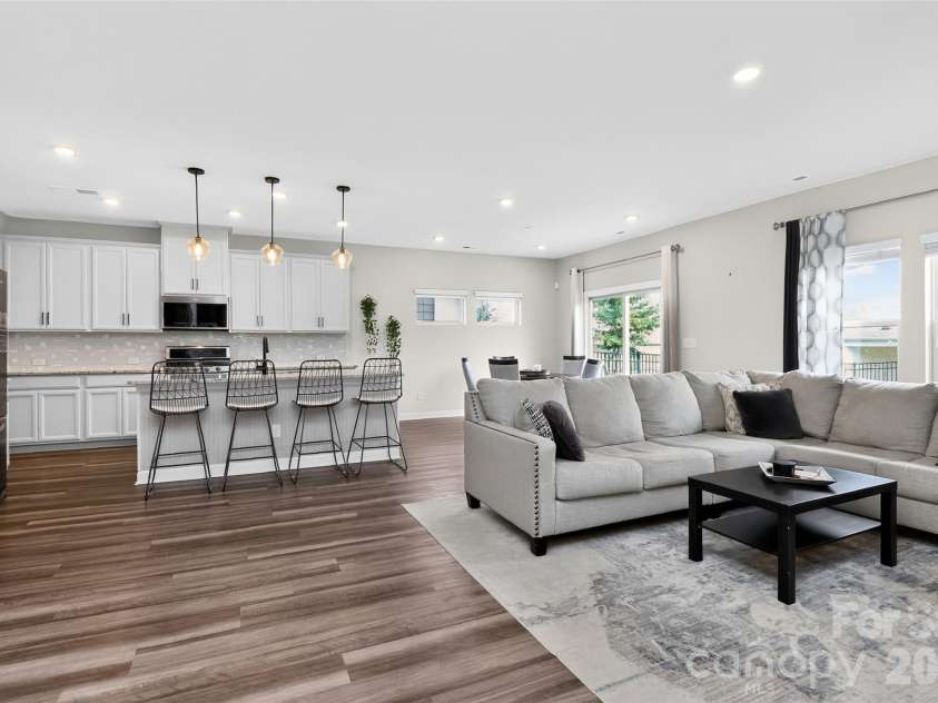 11922 Silverheel Lane, Huntersville, NC 28078.  MLS# CAR4413563, YatesRealty ID 44395. 
