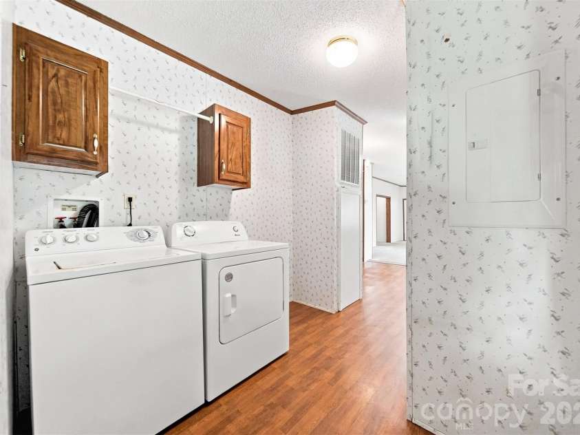 3408 Landis Lane, Nebo, NC 28761.  MLS# CAR4414805, YatesRealty ID 44398. 