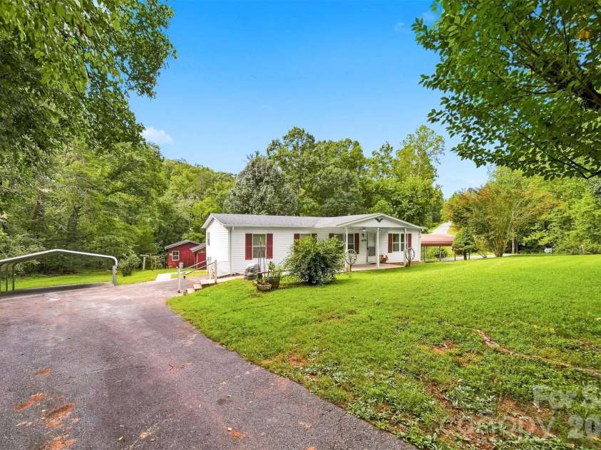 3408 Landis Lane, Nebo, NC 28761.  MLS# CAR4414805, YatesRealty ID 44398. 