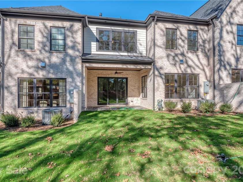 309 Audrey Place, Charlotte, NC 28226.  MLS# CAR3676749, YatesRealty ID 444. 