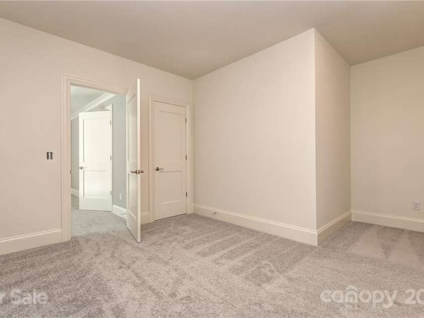 309 Audrey Place, Charlotte, NC 28226.  MLS# CAR3676749, YatesRealty ID 444. 