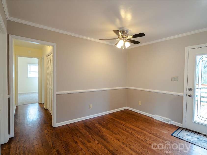 5315 Ruth Drive, Charlotte, NC 28215.  MLS# CAR4320583, YatesRealty ID 4440. 