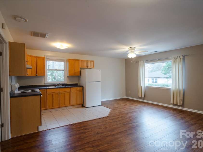 5315 Ruth Drive, Charlotte, NC 28215.  MLS# CAR4320583, YatesRealty ID 4440. 