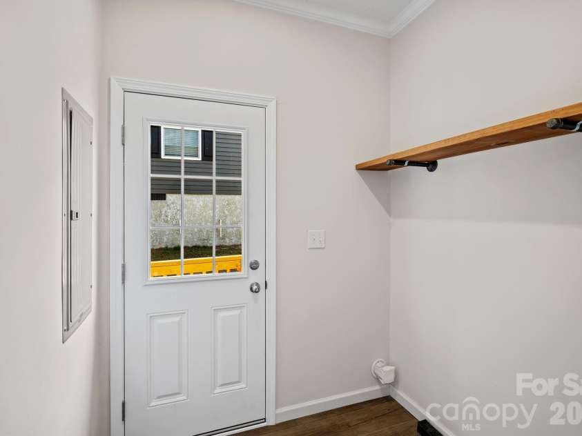 135 Bellamy Road, Asheville, NC 28806.  MLS# CAR4404199, YatesRealty ID 44401. 