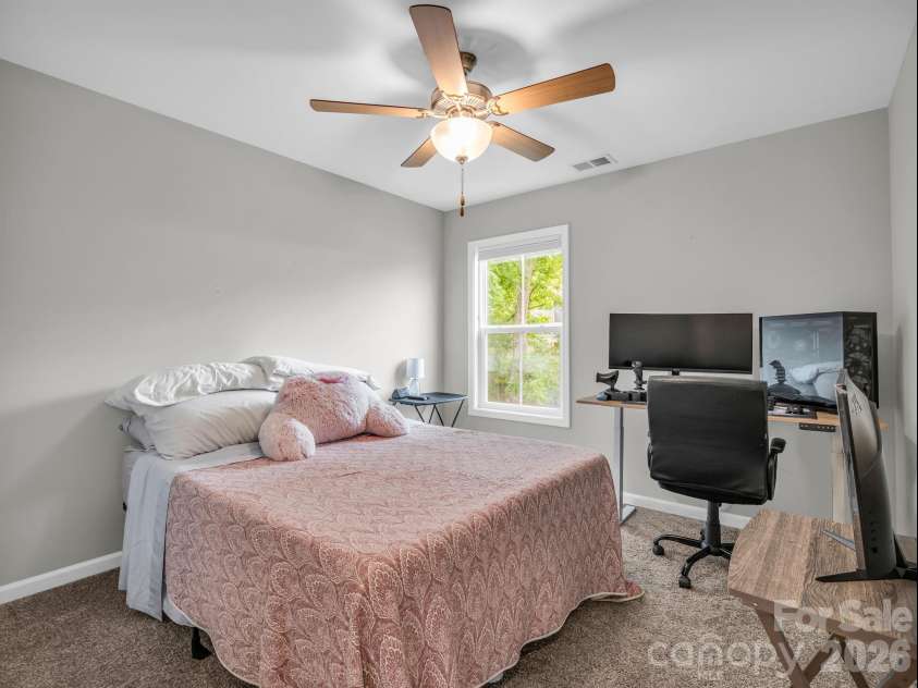 27 Busbee View Road, Asheville, NC 28803.  MLS# CAR4413713, YatesRealty ID 44403. 