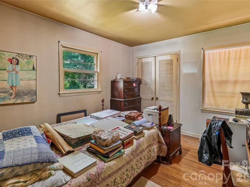 7816 Elwood Drive, Charlotte, NC 28227.  MLS# CAR4414188, YatesRealty ID 44407. 