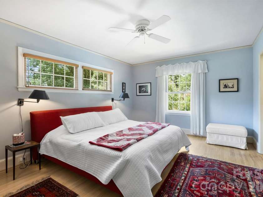 2601 Cloister Drive, Charlotte, NC 28211.  MLS# CAR4411673, YatesRealty ID 44408. 