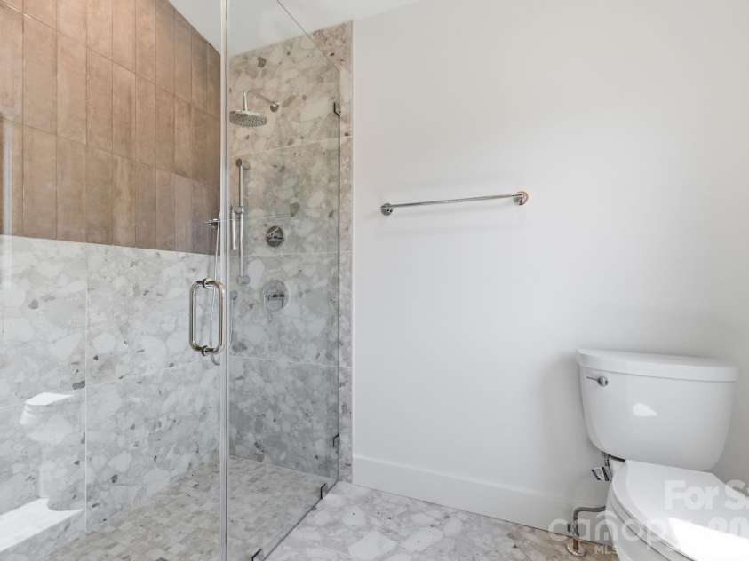 45 Johnson Drive, Asheville, NC 28804.  MLS# CAR4414814, YatesRealty ID 44409. 