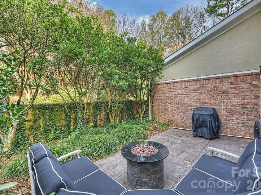 11134 Villa Trace Place, Charlotte, NC 28277.  MLS# CAR4328174, YatesRealty ID 4441. 
