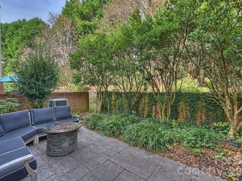 11134 Villa Trace Place, Charlotte, NC 28277.  MLS# CAR4328174, YatesRealty ID 4441. 