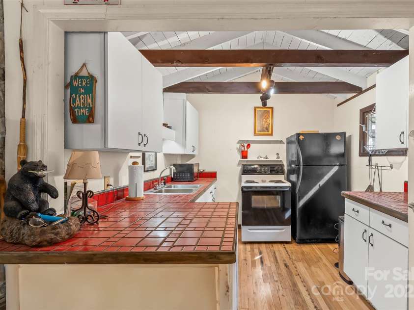 6420 Gingercake Road, Newland, NC 28657.  MLS# CAR4218848, YatesRealty ID 4441. 