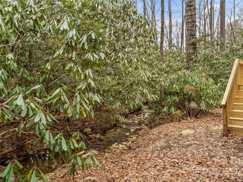 6420 Gingercake Road, Newland, NC 28657.  MLS# CAR4218848, YatesRealty ID 4441. 