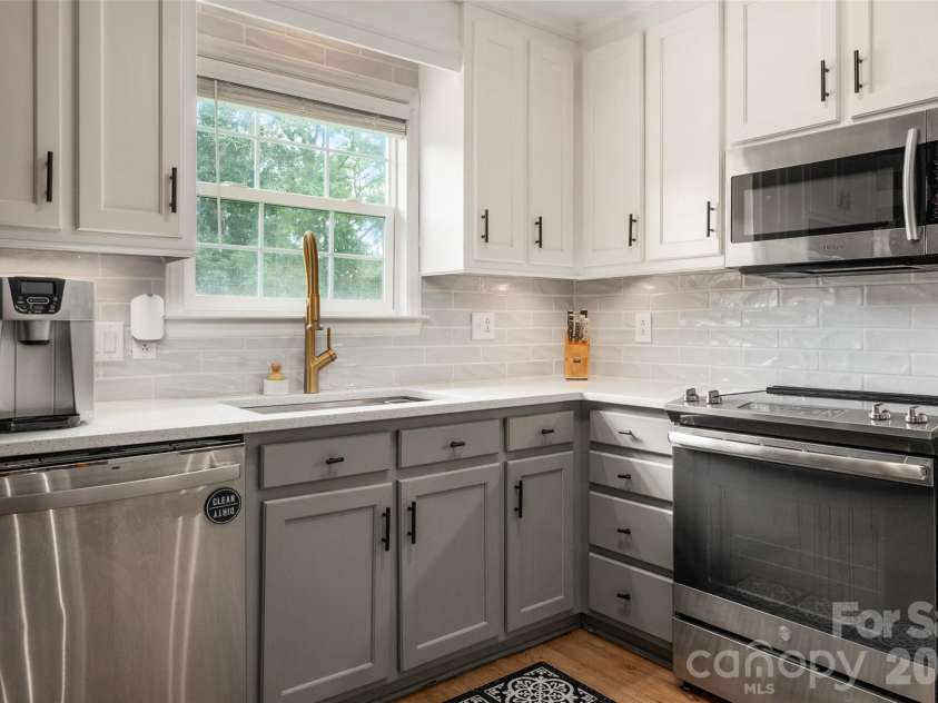 3209 Monte Drive, Monroe, NC 28110.  MLS# CAR4412085, YatesRealty ID 44411. 