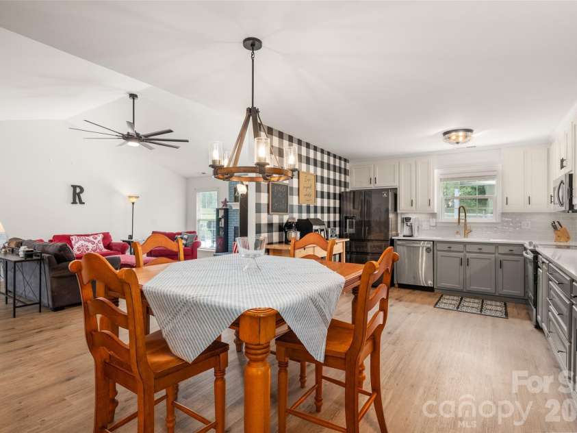 3209 Monte Drive, Monroe, NC 28110.  MLS# CAR4412085, YatesRealty ID 44411. 