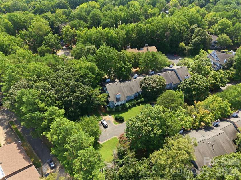 6005 Pinebark Court, Charlotte, NC 28212.  MLS# CAR4413145, YatesRealty ID 44412. 