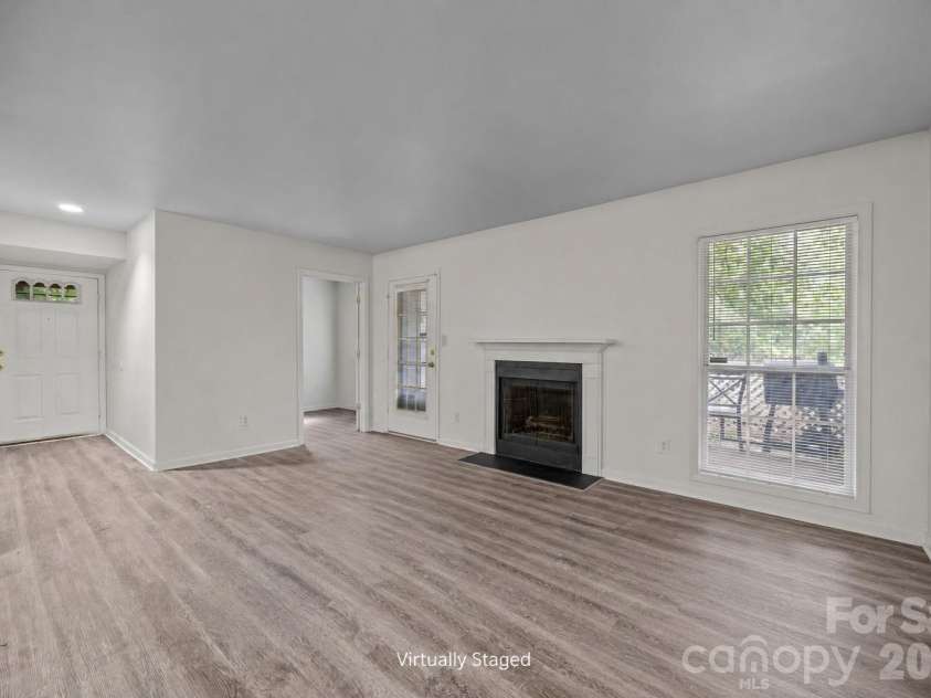 6005 Pinebark Court, Charlotte, NC 28212.  MLS# CAR4413145, YatesRealty ID 44412. 