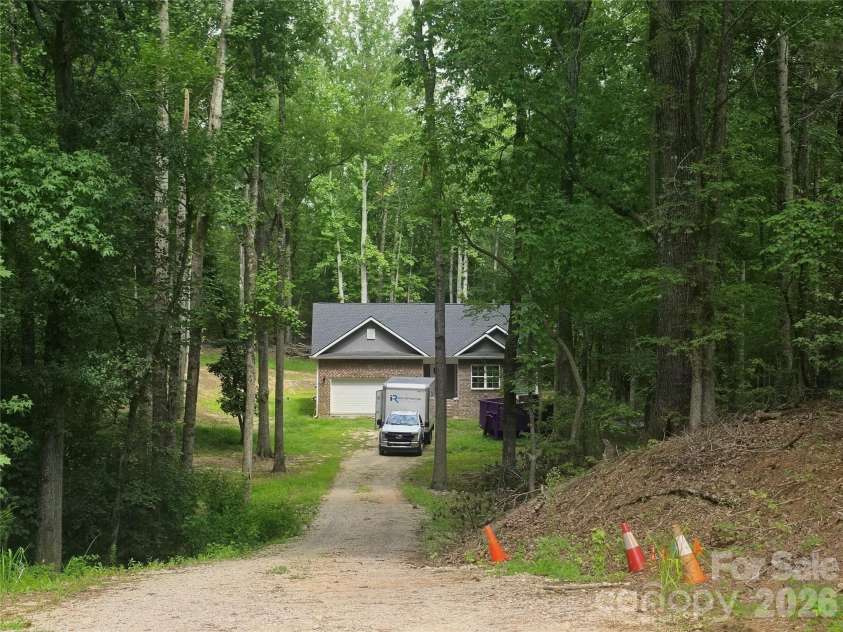 2522 Lazy Oak Drive, Lancaster, SC 29720.  MLS# CAR4412877, YatesRealty ID 44416. 