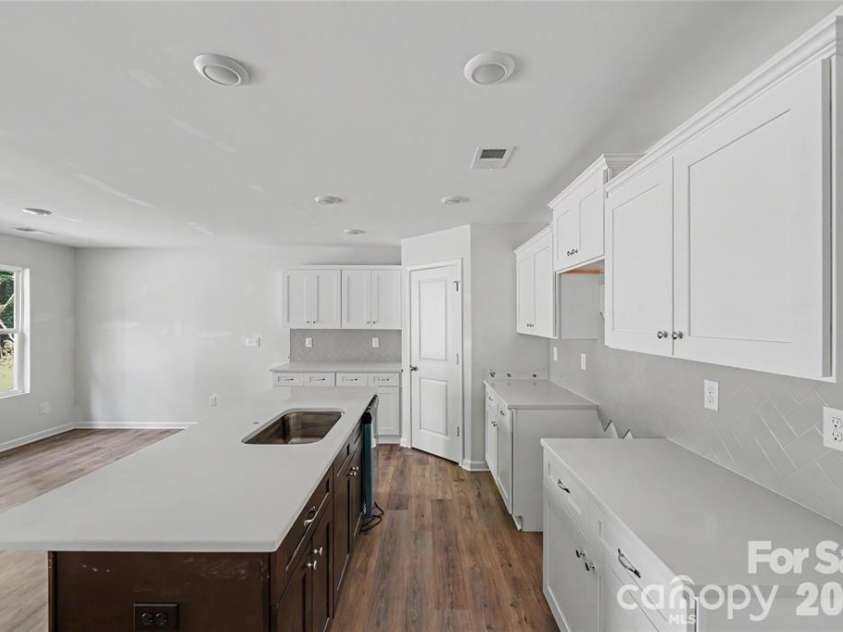 2522 Lazy Oak Drive, Lancaster, SC 29720.  MLS# CAR4412877, YatesRealty ID 44416. 
