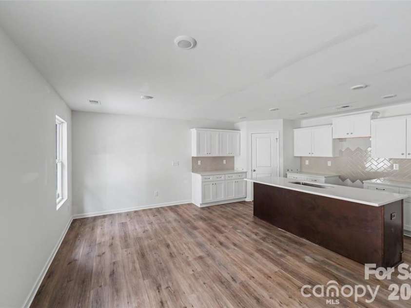 2522 Lazy Oak Drive, Lancaster, SC 29720.  MLS# CAR4412877, YatesRealty ID 44416. 