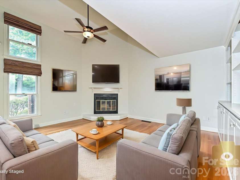 801 Lexington Avenue, Charlotte, NC 28203.  MLS# CAR4411068, YatesRealty ID 44418. 