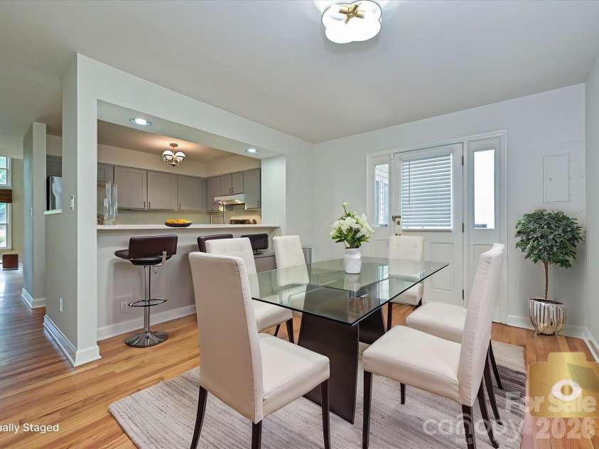 801 Lexington Avenue, Charlotte, NC 28203.  MLS# CAR4411068, YatesRealty ID 44418. 