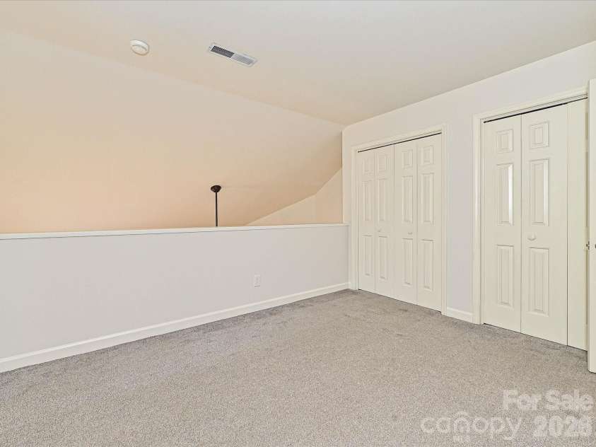 801 Lexington Avenue, Charlotte, NC 28203.  MLS# CAR4411068, YatesRealty ID 44418. 