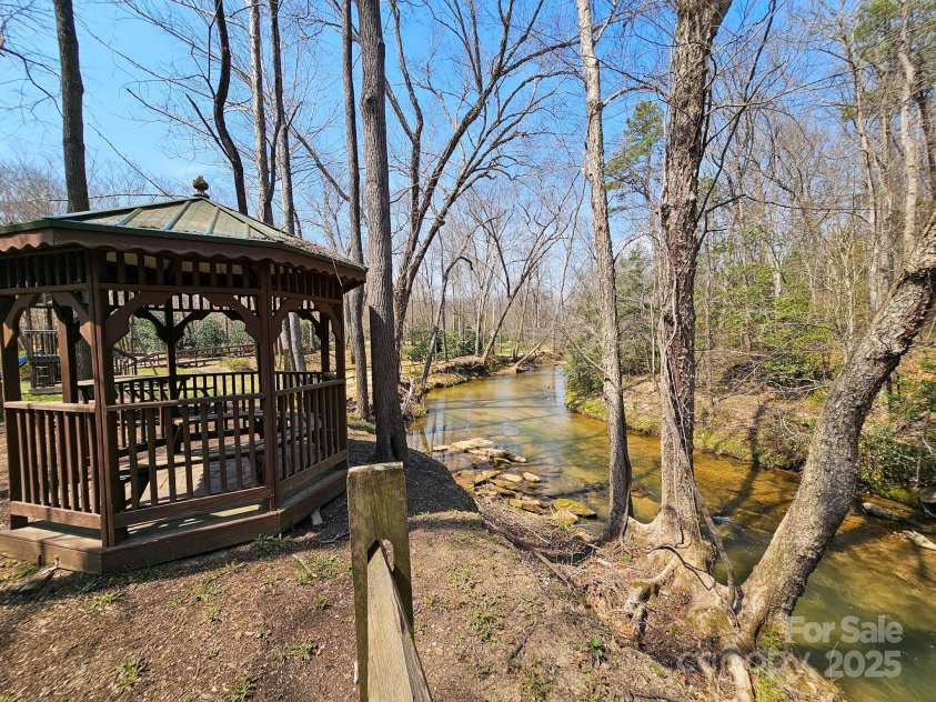 194 Long Ridge Drive, Lake Lure, NC 28746.  MLS# CAR4240542, YatesRealty ID 4442. 