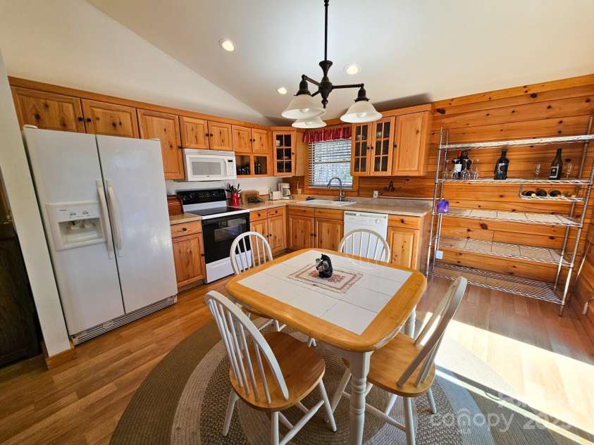 194 Long Ridge Drive, Lake Lure, NC 28746.  MLS# CAR4240542, YatesRealty ID 4442. 