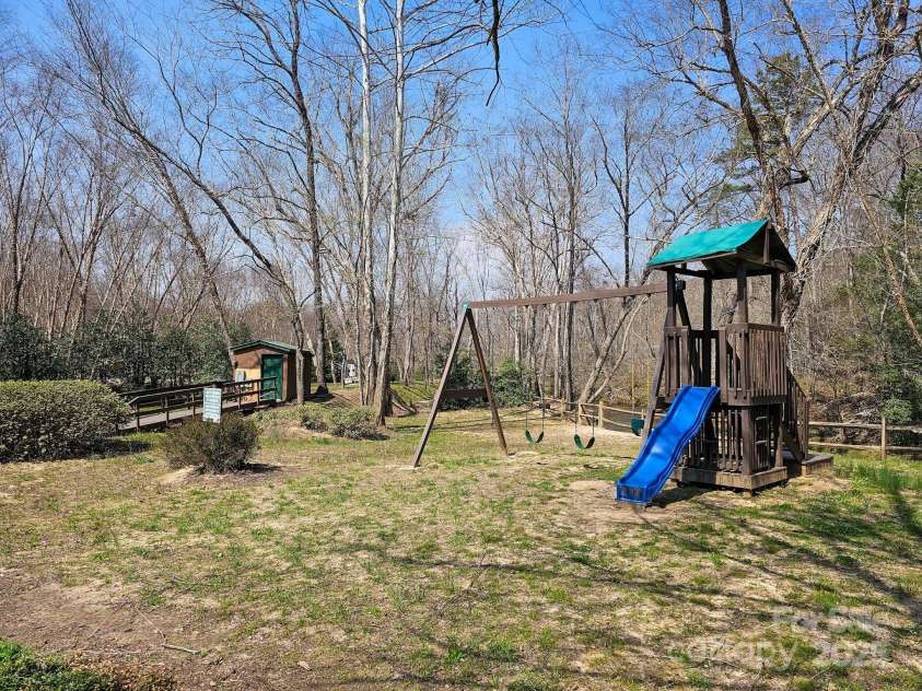 194 Long Ridge Drive, Lake Lure, NC 28746.  MLS# CAR4240542, YatesRealty ID 4442. 