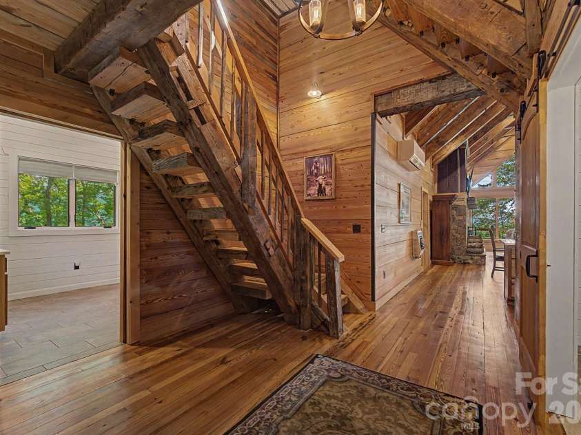 444 Look Out Point, Bryson City, NC 28713.  MLS# CAR4414827, YatesRealty ID 44420. 