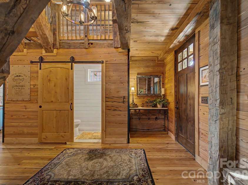 444 Look Out Point, Bryson City, NC 28713.  MLS# CAR4414827, YatesRealty ID 44420. 