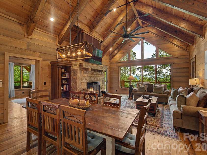 444 Look Out Point, Bryson City, NC 28713.  MLS# CAR4414827, YatesRealty ID 44420. 