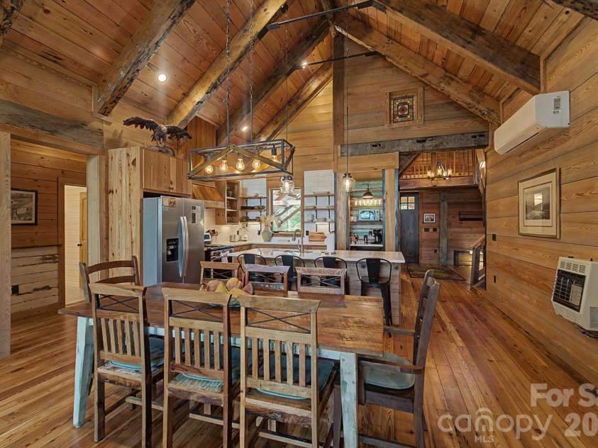 444 Look Out Point, Bryson City, NC 28713.  MLS# CAR4414827, YatesRealty ID 44420. 