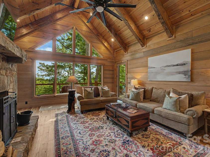 444 Look Out Point, Bryson City, NC 28713.  MLS# CAR4414827, YatesRealty ID 44420. 