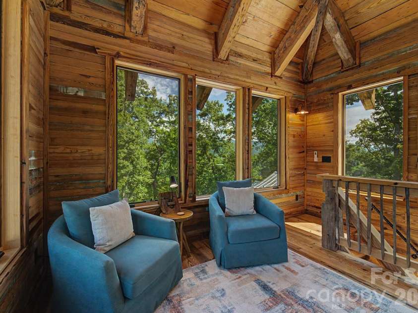 444 Look Out Point, Bryson City, NC 28713.  MLS# CAR4414827, YatesRealty ID 44420. 