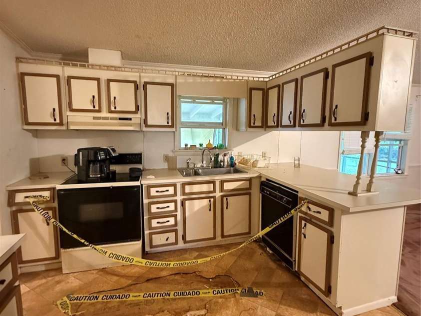 75 Mountain View Drive, Taylorsville, NC 28681.  MLS# CAR4413223, YatesRealty ID 44422. Kitchen
