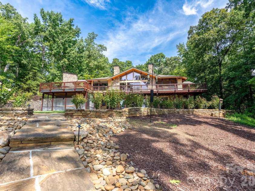 137 Windy Hill Cove, New London, NC 28127.  MLS# CAR4413518, YatesRealty ID 44426. 
