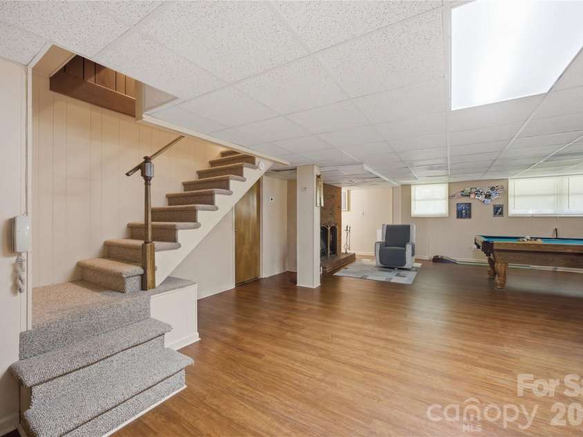 1002 Brookhaven Drive, Shelby, NC 28152.  MLS# CAR4414168, YatesRealty ID 44428. 