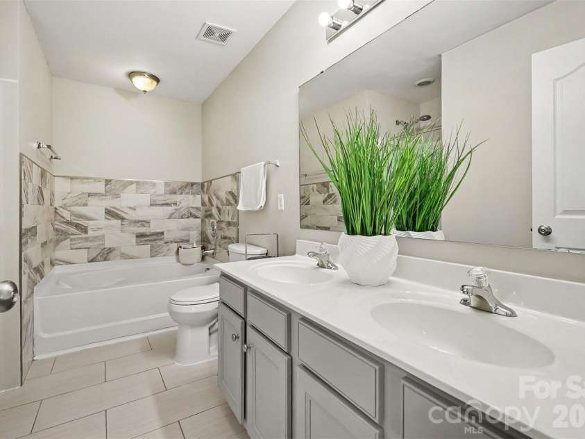 407 Galesburg Drive, Monroe, NC 28110.  MLS# CAR4414662, YatesRealty ID 44429. 