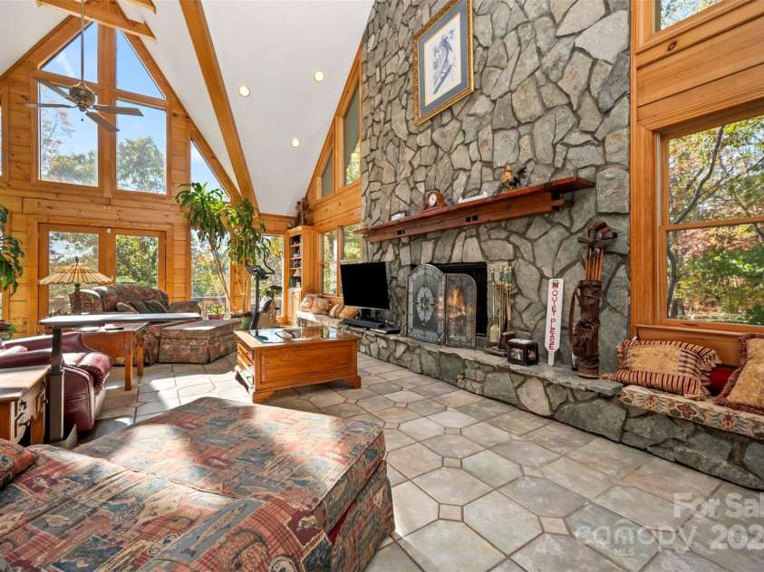 120 Summer Lane, Mill Spring, NC 28756.  MLS# CAR4194295, YatesRealty ID 4443. 