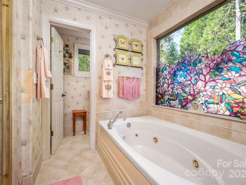 120 Summer Lane, Mill Spring, NC 28756.  MLS# CAR4194295, YatesRealty ID 4443. 