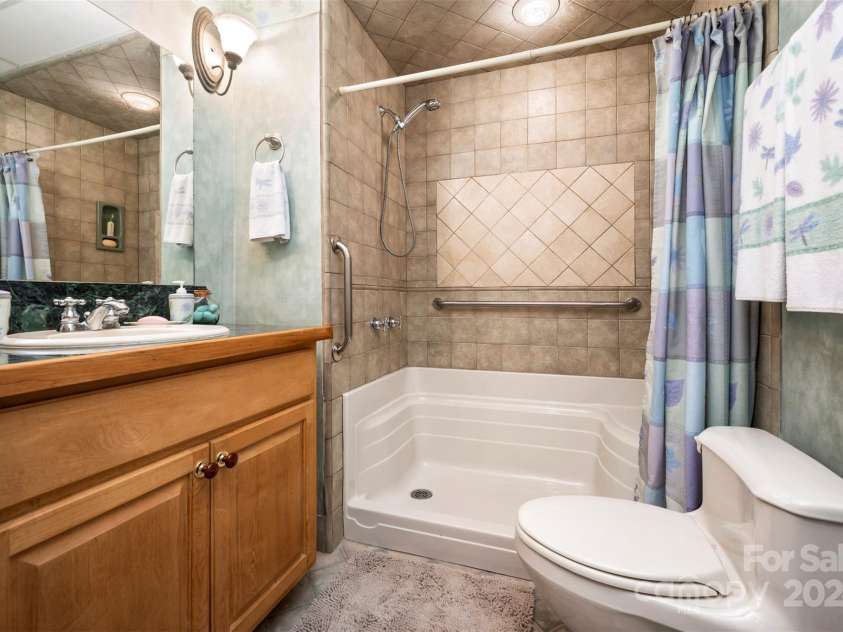 120 Summer Lane, Mill Spring, NC 28756.  MLS# CAR4194295, YatesRealty ID 4443. 