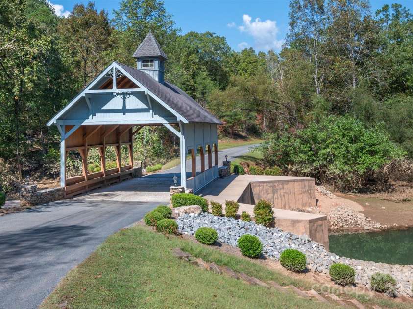 120 Summer Lane, Mill Spring, NC 28756.  MLS# CAR4194295, YatesRealty ID 4443. 