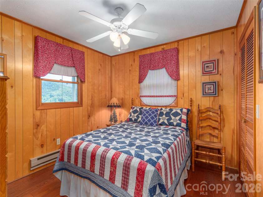 21 Flint Lane, Maggie Valley, NC 28751.  MLS# CAR4354413, YatesRealty ID 4443. Guest Bedroom on main upper level