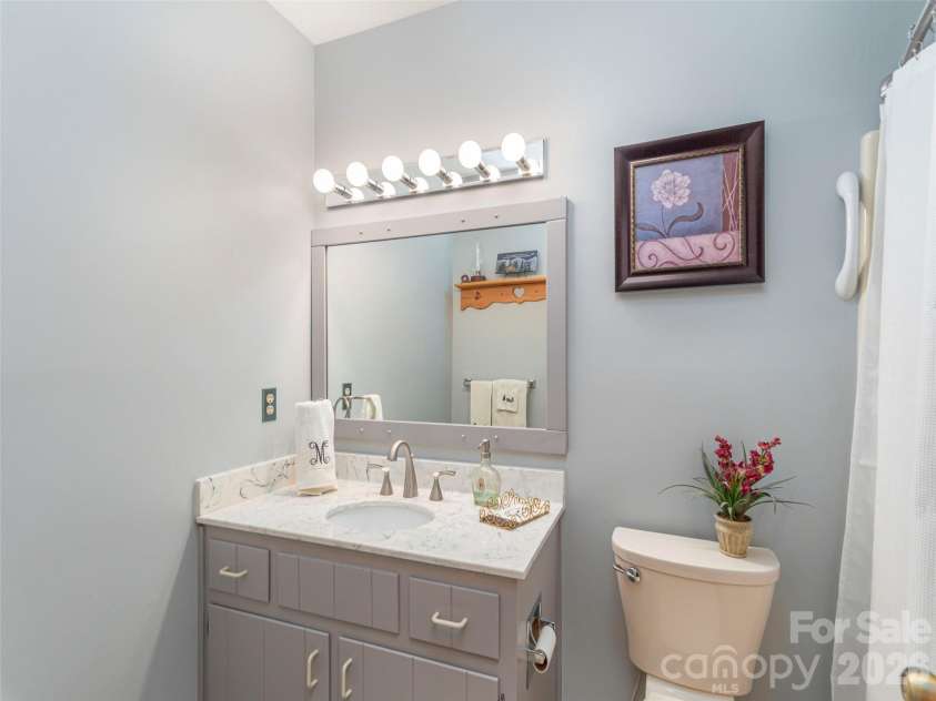 21 Flint Lane, Maggie Valley, NC 28751.  MLS# CAR4354413, YatesRealty ID 4443. Guest Bedroom on Main Upper Level